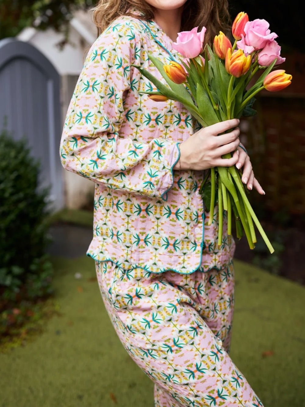 Brooks Avenue Scalloped Pajama Set